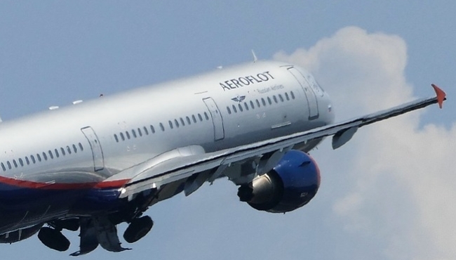A jet engine fitted to an Aeroflot aircraft in flight